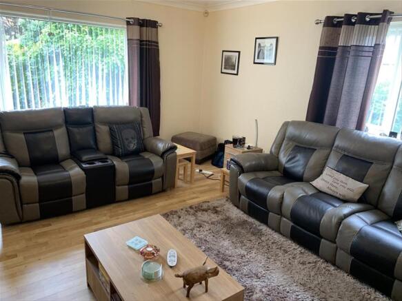 Lounge 2