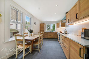 39, Nithdale Road, London SE18 3PF