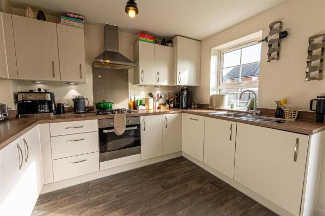 2. untitled-260-HDR.jpg