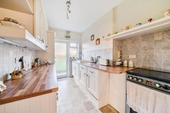 1386395-5-69303e0...