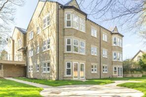Flat 8, Rosemont House, Breary Lane, Bramhope, Leeds LS16 9AD