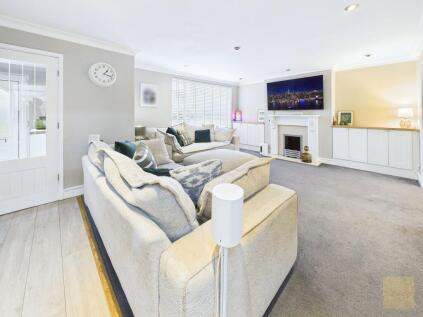 Casterton Road, Stamford, PE9