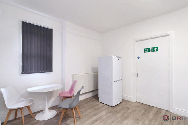 12 bed Detached for sale Image 11