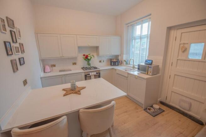 2 bed Terraced for sale Image 4