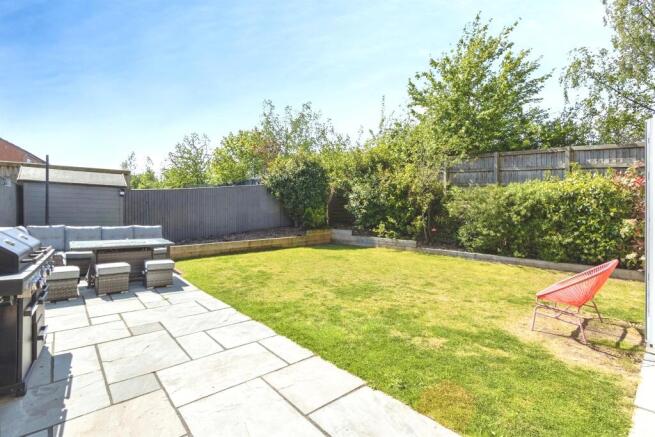 4 bed Detached for sale Image 4