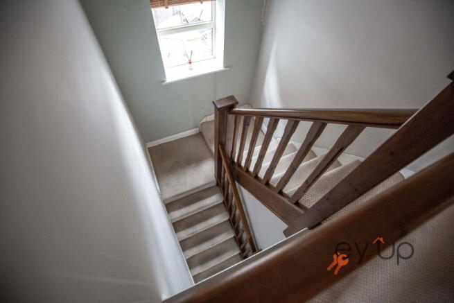 3 bed Detached for sale Image 9