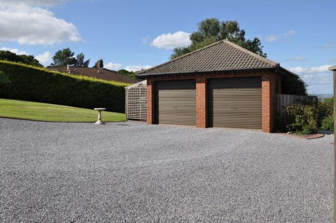 DOUBLE GARAGE ...