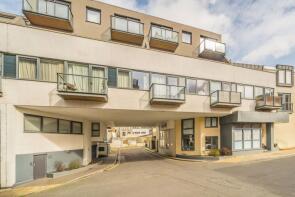 Flat 20, 9, St Mary's Road, Surbiton KT6 4JG