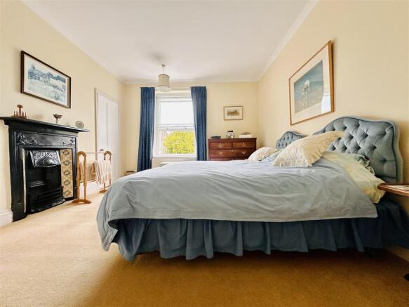 Main Bedroom