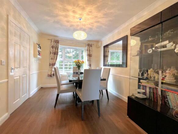dining room.jpg