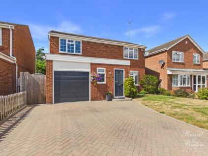 Badgers Way, Buckingham, Buckinghamshire, MK18