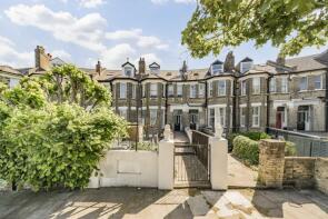 Flat 1st Floor, 12, Mill Lane, London NW6 1NS