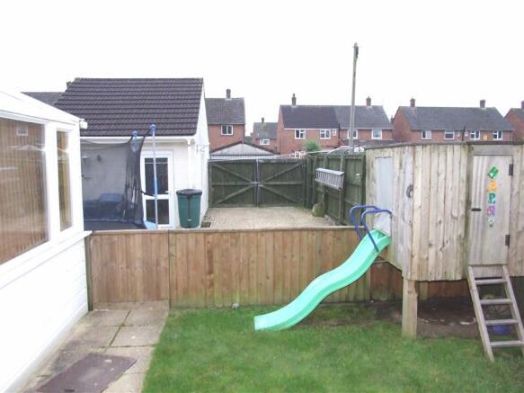Rear Garden & Parkin