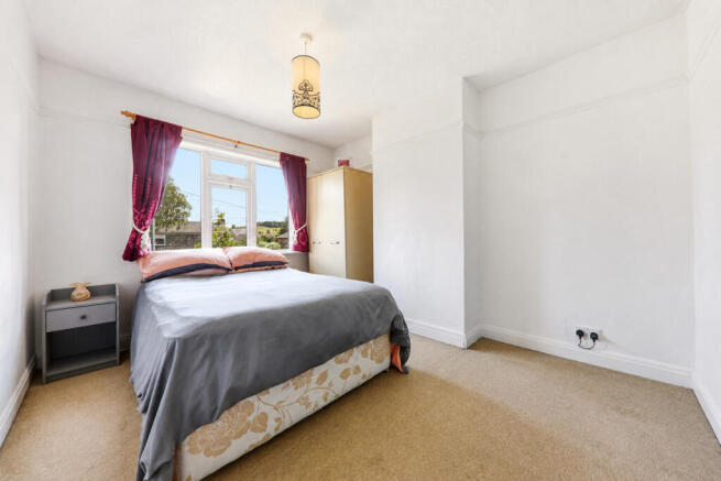 3 bed Terraced for sale Image 11