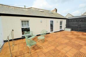 Flat 3, Riverside, River Street, St. Austell PL26 6UE