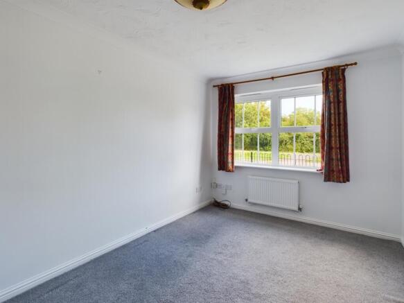 CAM02545G0-PR0021-STILL009