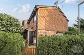 11, Wren Court, Aldershot GU12 6AX