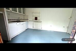 21, Brockenhurst Gardens, Mill Hill, London NW7 2JY