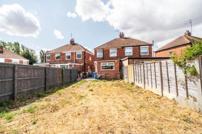 3 bed Semi-Detached for sale Image 4