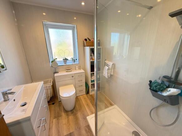 3 bed Town House for sale Image 12