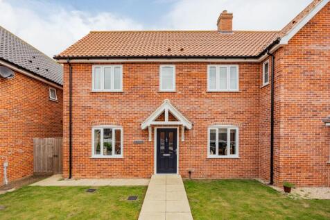 Modern Family Home in Little Snoring
