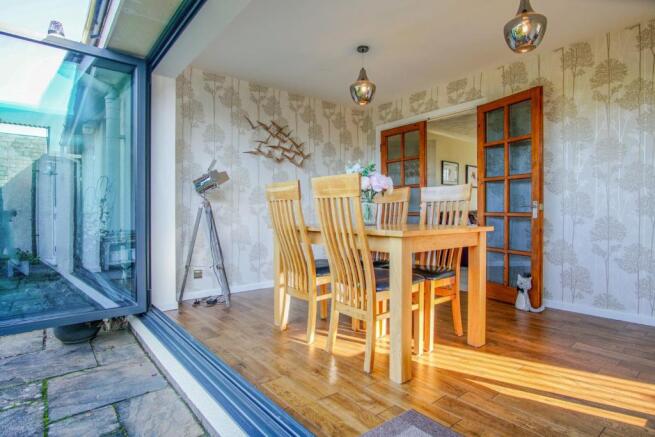 DINING ROOM WITH BI