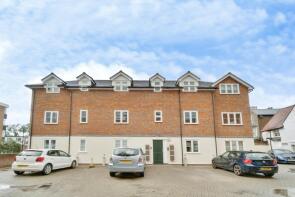 Flat 8, Wiggington House, High Street, Eton, Windsor SL4 6AF