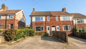 16, Houfton Crescent, Chesterfield S44 6BP