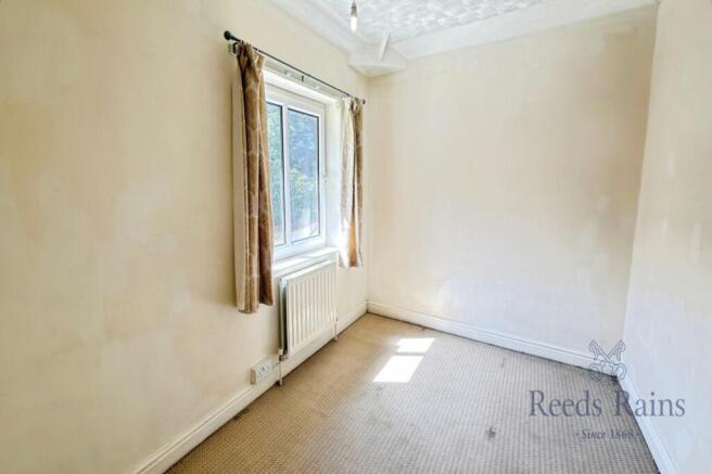 2 bed Semi-Detached for sale Image 8