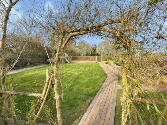 1 Queens Way (11).jpg