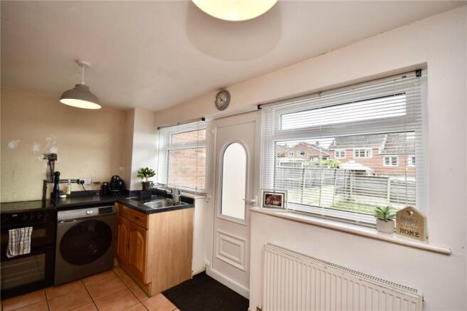 3 bed Terraced for sale Image 6