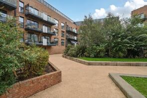 Flat 23, 3, Station Approach, Lower Sydenham, London SE26 5FD