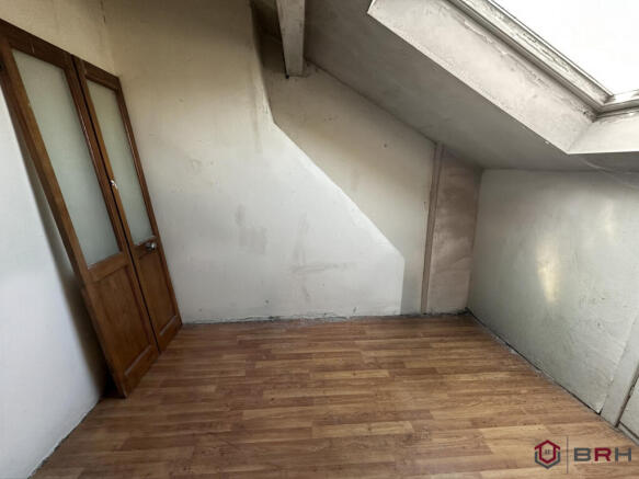 2 bed Terraced for sale Image 6