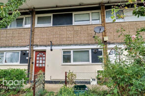 2, 162 Ayerst Court, Beaumont Road, London E10 5AD