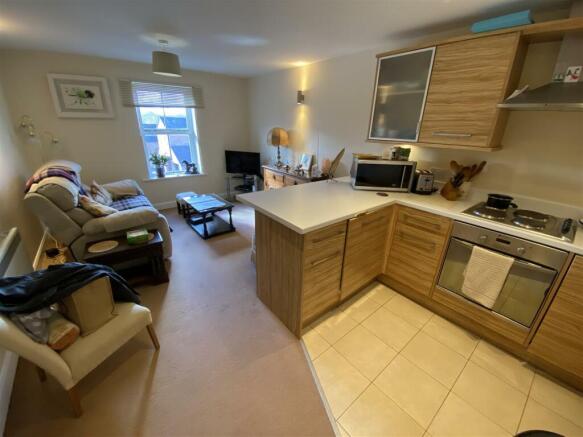 Open Plan Living Space & Kitchen