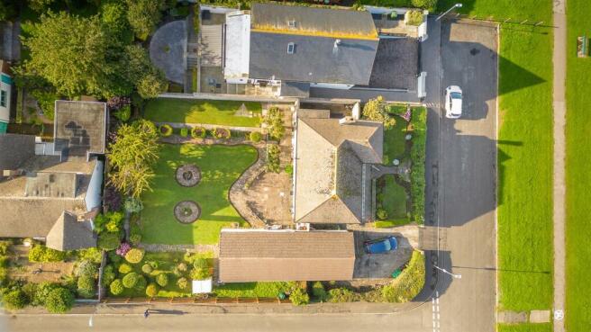 1_Whitcliffe_Drive-4.jpg