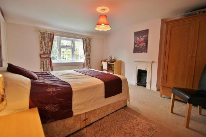 Bedroom 2.JPG