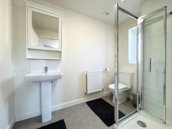 3 bed Semi-Detached for sale Image 12