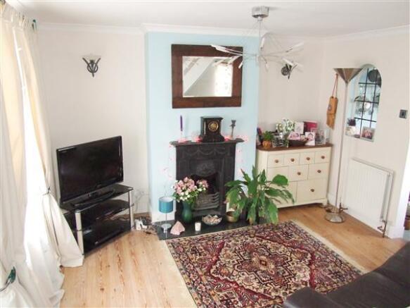 SITTING ROOM