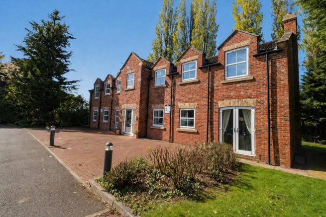 2 bed Apartment for sale Image 10