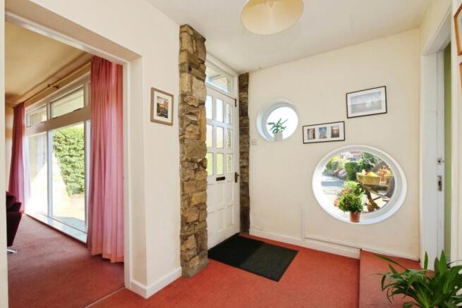 7 bed Bungalow for sale Image 7