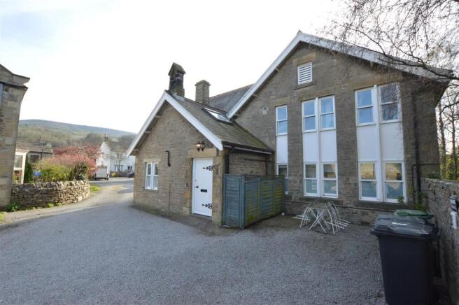 2 bed Apartment for sale Image 7