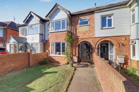 Meadow Road, Worthing, BN11