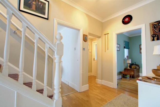 DSC_0547hall.jpg