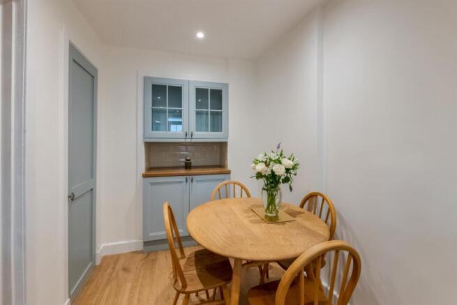Dining/Kitchen