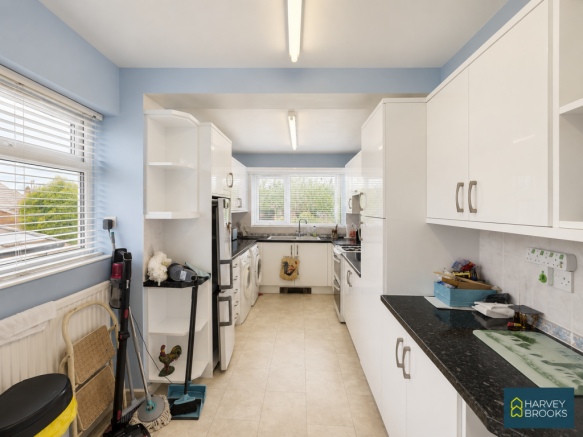 3 bed Detached for sale Image 6