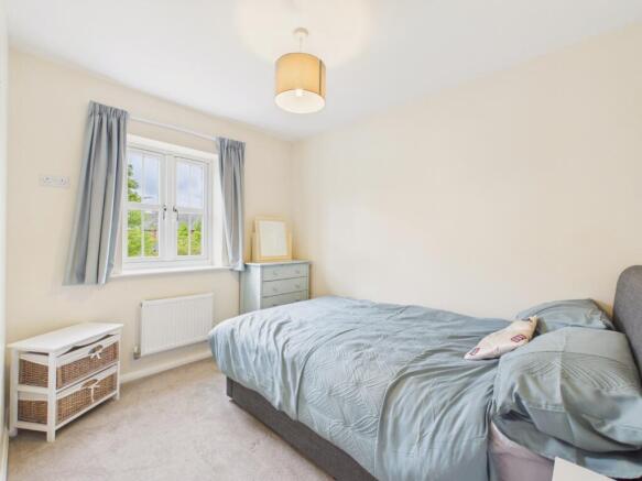 3 bed Semi-Detached for sale Image 10
