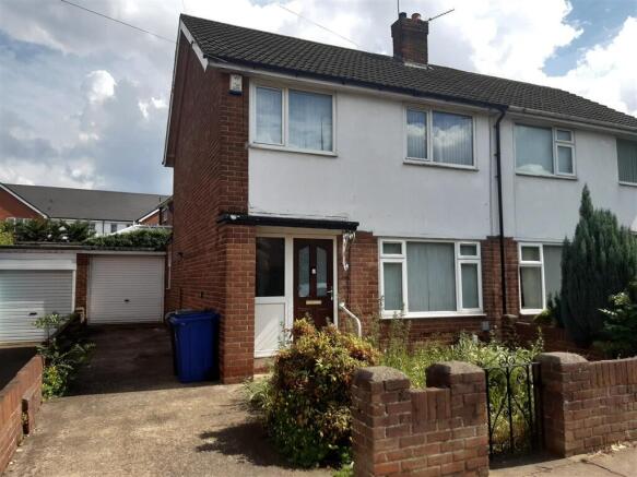 3 bed Semi-Detached for sale Image 11