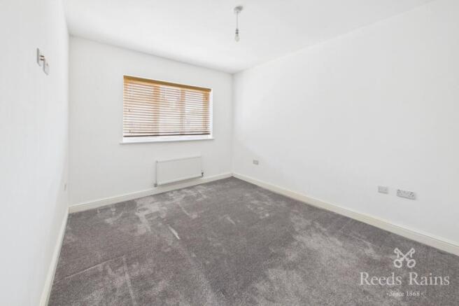 4 bed Detached for sale Image 11