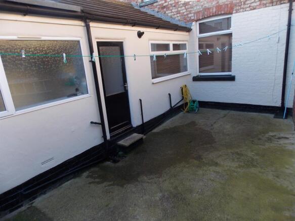 Enclosed Rear Courtyard